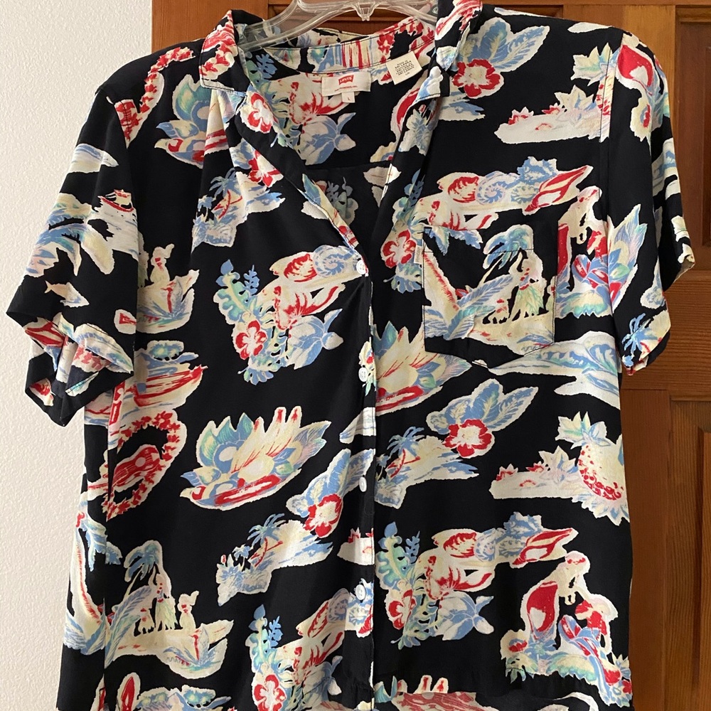 Women LEVIS Hawaiian shirt Large